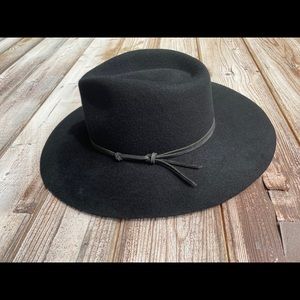 New Wyeth Black Rancher Hat 
Adjustable